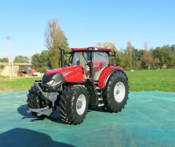 Britains 1:32 Case IH Optium 300 CVX Tractor - Image 6
