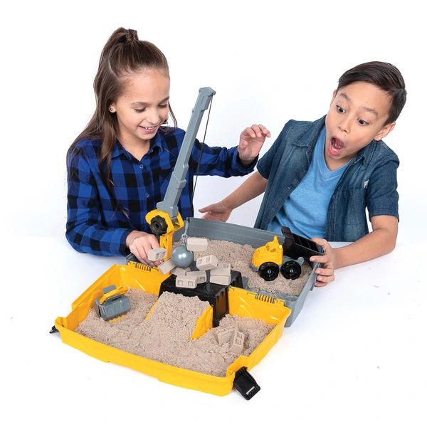 Kinetic Sand Construction Site Folding Sandbox Playset with Vehicle