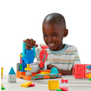 Play-Doh Stamp & Saw Tool Bench