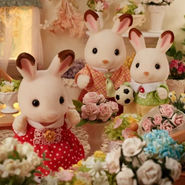 Sylvanian Families Chocolate Rabbit Family 4 Pack - Image 2