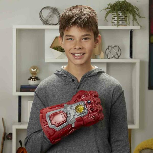 Marvel Avengers Iron Man Electronic Gauntlet