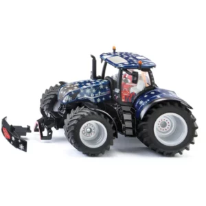 Christmas Tractor 2023 Edition