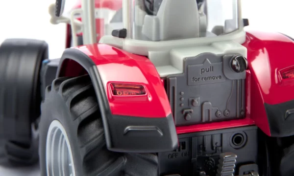 Siku Radio Control 1:32 Massey Ferguson with Bluetooth App Control - Image 8