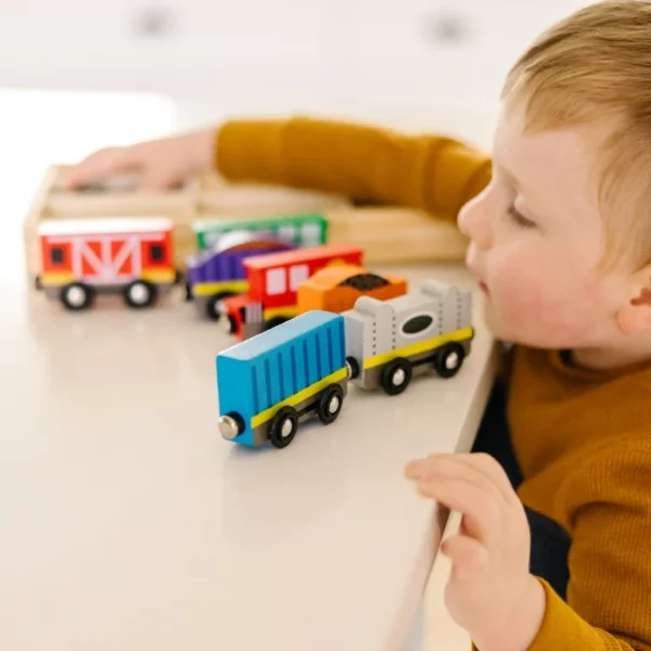 Melissa & Doug Train Cars Wagon - Image 2