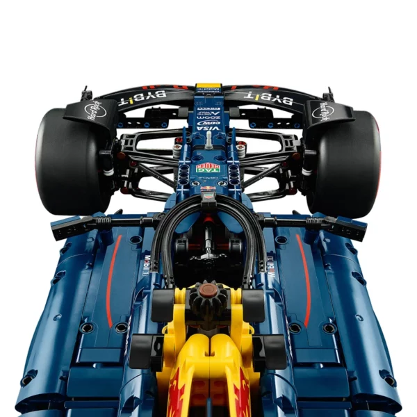 LEGO Technic 42206 Oracle Red Bull Racing RB20 F1 Car Set - Image 2