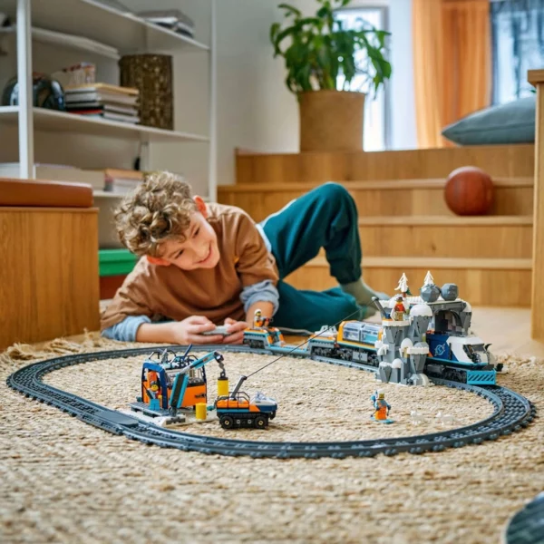 LEGO City 60470 Explorers' Arctic Polar Express Train Set - Image 5