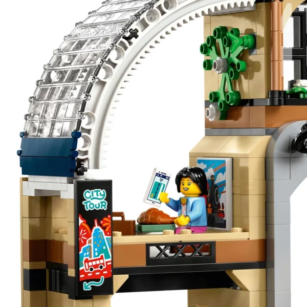 LEGO City 60469 Central Train Station Set - Image 5