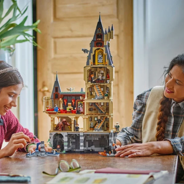 LEGO Harry Potter 76454 Hogwarts Castle - The Main Tower Set - Image 7