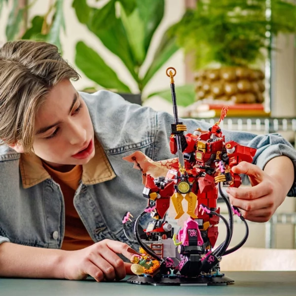 LEGO Ninjago 71846 The Fire Knight Mech Toy Building Set - Image 3