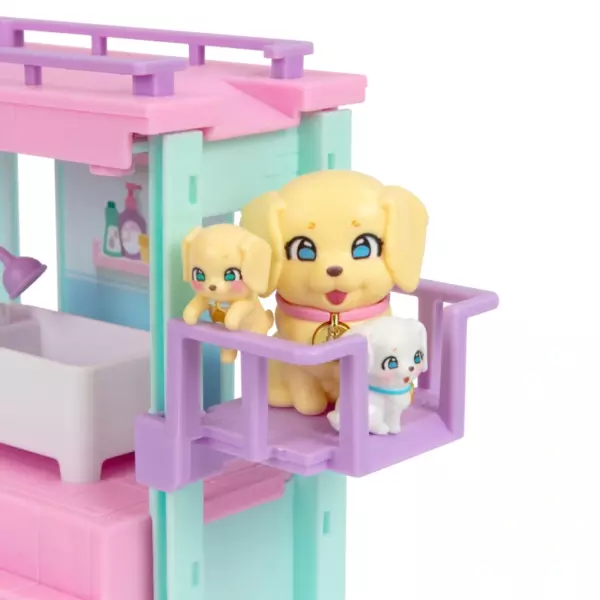 Little Live Pets Mama Surprise Families Baby Care Clinic Playset - Image 3