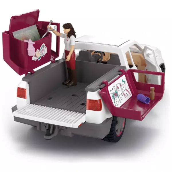Schleich 42704 Horse Club Mobile Vet with Trailer - Image 3