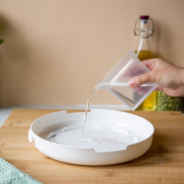 Tommee Tippee Microwave Steam Steriliser - Image 4