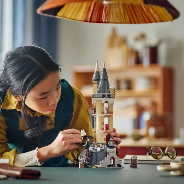 LEGO Harry Potter 76430 Hogwarts Castle Owlery Set - Image 3