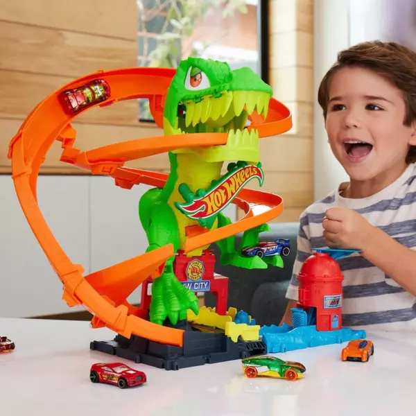 Hot Wheels City T-Rex Blaze Battle Playset - Image 8