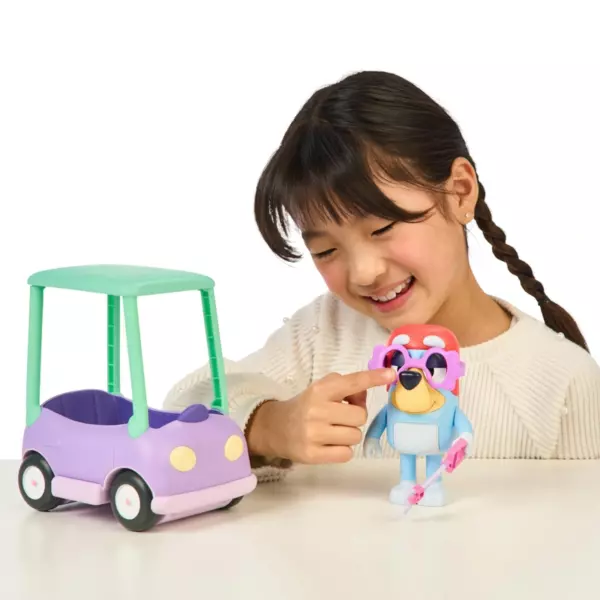 Bluey Chat Mates Figure & Vehicle Grannies Car with Janet - Image 2
