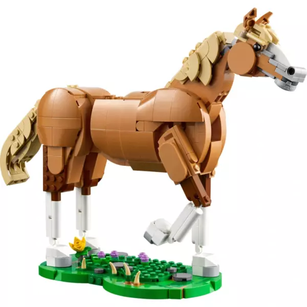 LEGO Creator 31166 3-in-1 Beautiful Horse Set - Image 2