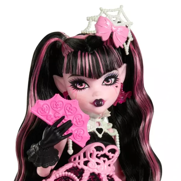 Monster High Scary Sweet Birthday Draculaura Doll - Image 2