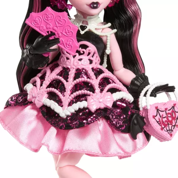 Monster High Scary Sweet Birthday Draculaura Doll - Image 3