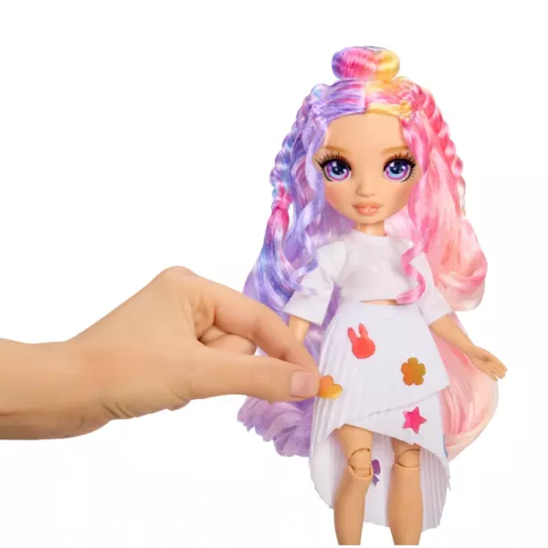 Rainbow High Fashion Doll Air Brush & Create - Image 4