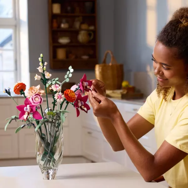 LEGO Botanical Collection 10342 Pretty Pink Flower Bouquet Set for Adults - Image 4