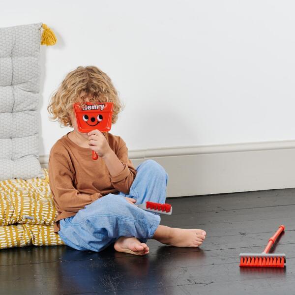 Casdon Henry Brush Set - Image 2