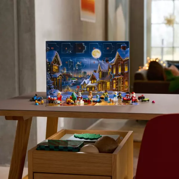 LEGO City 60475 Advent Calendar 2025 Set - Image 5