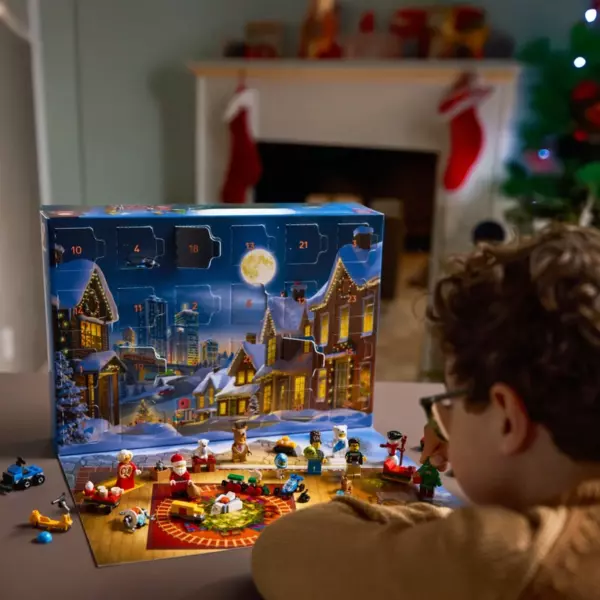 LEGO City 60475 Advent Calendar 2025 Set - Image 6