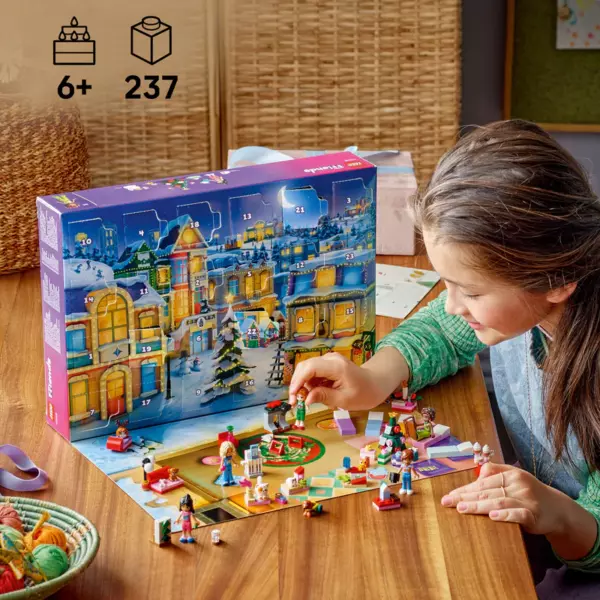 LEGO Friends 42668 Advent Calendar 2025 Set - Image 2
