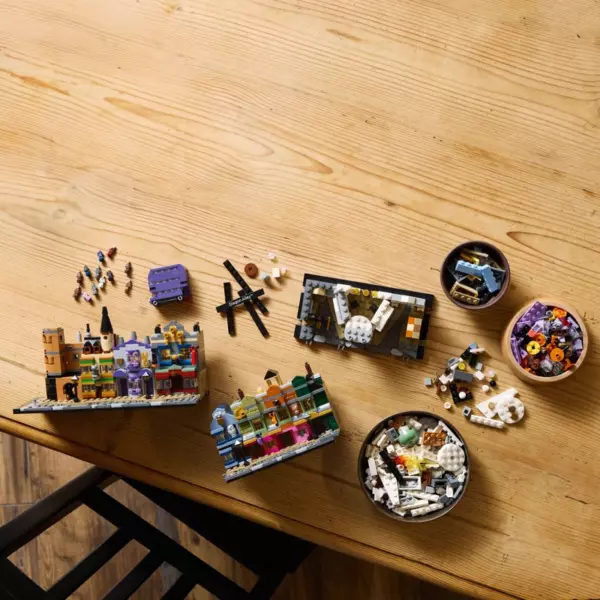 LEGO Harry Potter 76444 Diagon Alley Wizarding Shops Set for Adults - Image 3