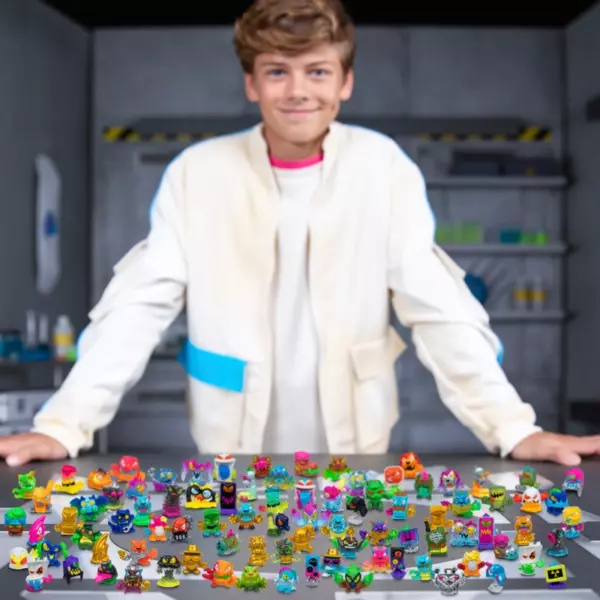 MrBeast Lab Swarms Atomic Series 5 Pack Assortment - Image 7