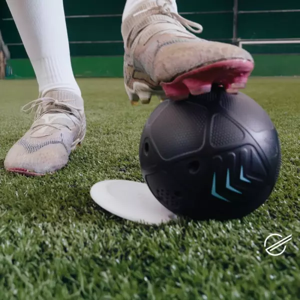 Strikesphere Soccer Dash Football Training Set - Image 3
