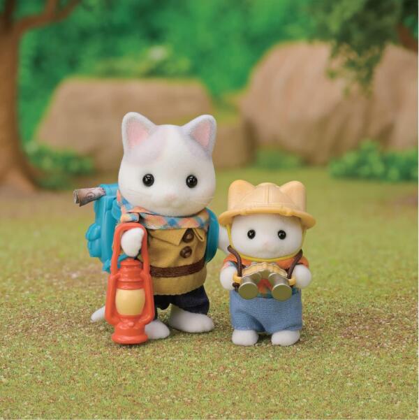 Sylvanian Families Exciting Exploration Set Latte Cat Brother & Baby - Image 2