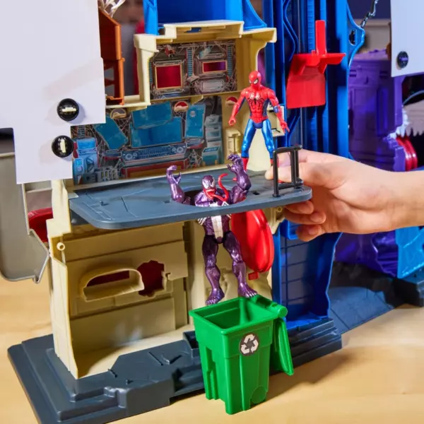Marvel Spider-Man VenomVersus Web Slinging City Playset - Image 3
