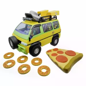 Full-function 2.4 GHz RC vehicle with style inspired by the TMNT movie! Designed with a pizza launching feature that holds up to 6 foam pizzas so you can pizza-blast your opponents! Includes 10 foam pizzas Use the pizza-shaped controller to navigate the vehicle and activate the pizza-launch feature! Bring this awesome RC with you everywhere! Perfect for playtime on-the-go! Batteries required: 4 x AA and 2 x AAA (not included)