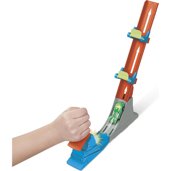Hot Wheels Stunt Tracks Vertical Power Launch Assorted - Image 2