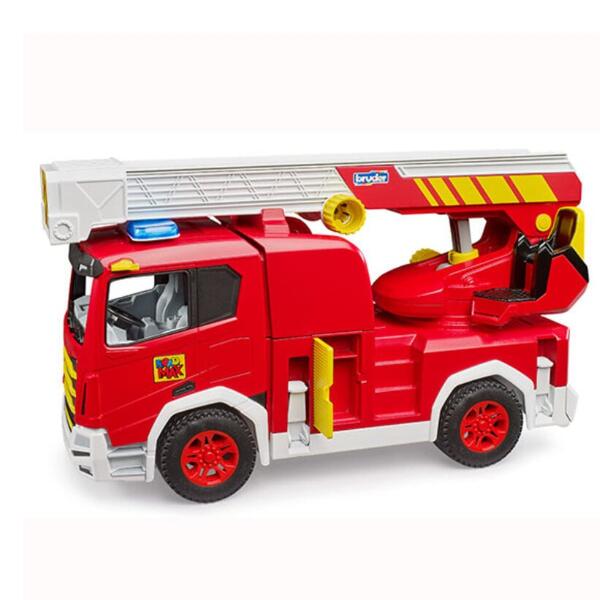Bruder 1:16 Roadmax Fire Engine with Ladder - Image 2
